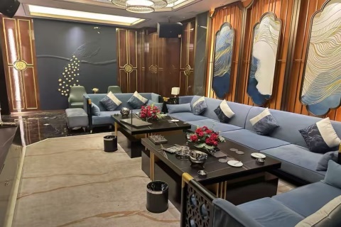 金歌KTV诚邀魅力女生加入 在英雄城绽放独特光彩